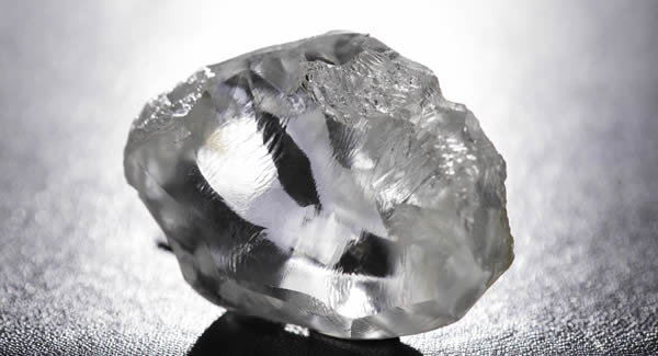 126,4ct-Nov2013-PetraDiamonds-Cullinam-2