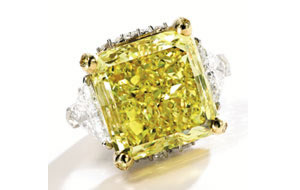 51ct-fancy-vivid-yellow-Sotheby’s-dec2013