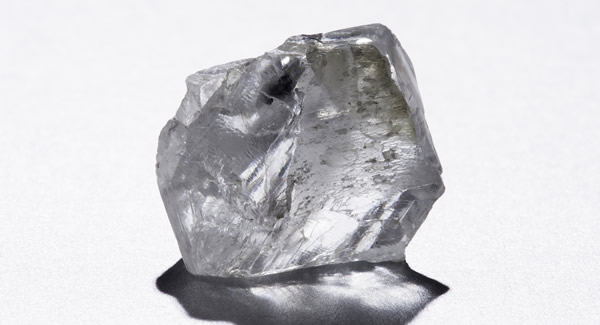 91,5ct-Diamond-Cullinam-Nov2013-Petra Diamonds