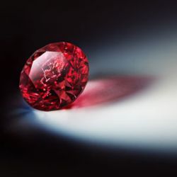 Argyle-red-rare-diamond2013-JCKonline