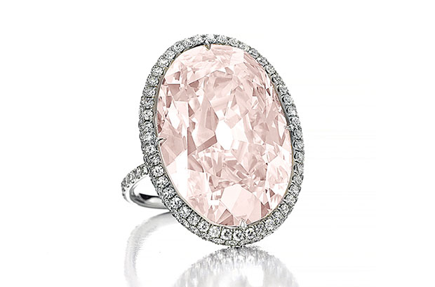 oval-cut-fancy-light-pink-Golconda-21,30ct