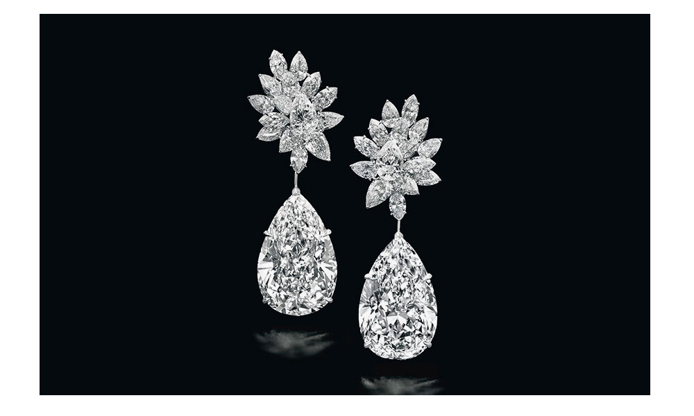 pear-shaped diamonds drop earrings Christie's geneva