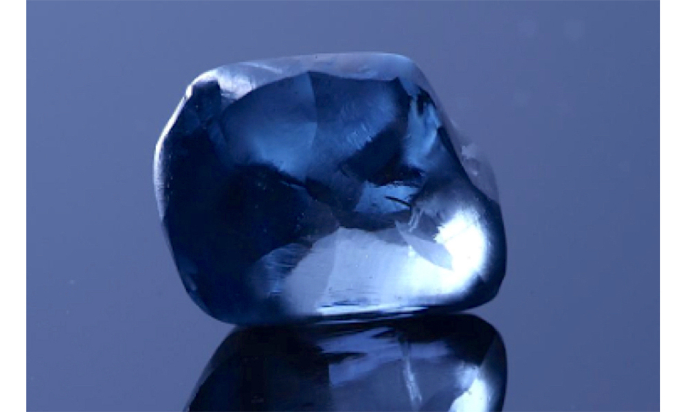 okavango-blue-diamond-41.11 carat-rough-blue-diamond
