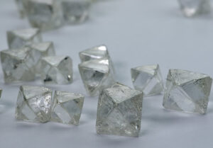 Russia crisis prompts De Beers to fast-track Tracr