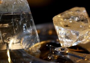 De Beers lifts production in strong rough market