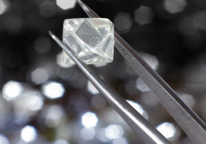 Crise mondiale : quelles conséquences pour l’industrie du diamant ?