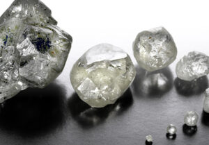 Les prix des diamants finissent l’année en baisse