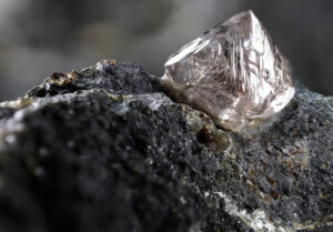 Nano Nano ! ALROSA dévoile un nouveau système de suivi des diamants