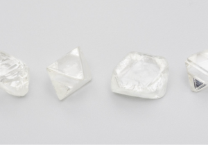 L’art diamantaire révélé : à la croisée de la gemmologie, de l’art et des mathématiques