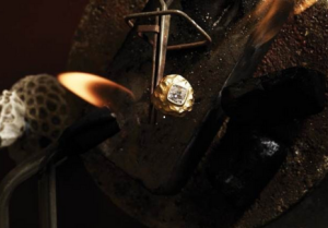 Le GIA revient à une terminologie plus générale pour les diamants synthétiques
