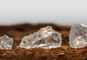 De Beers Gets Interest From “Serious Buyers,” Anglo Says